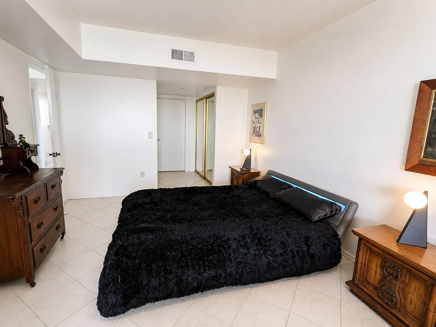 Bedroom with mirrored closet doors, Point Loma condo