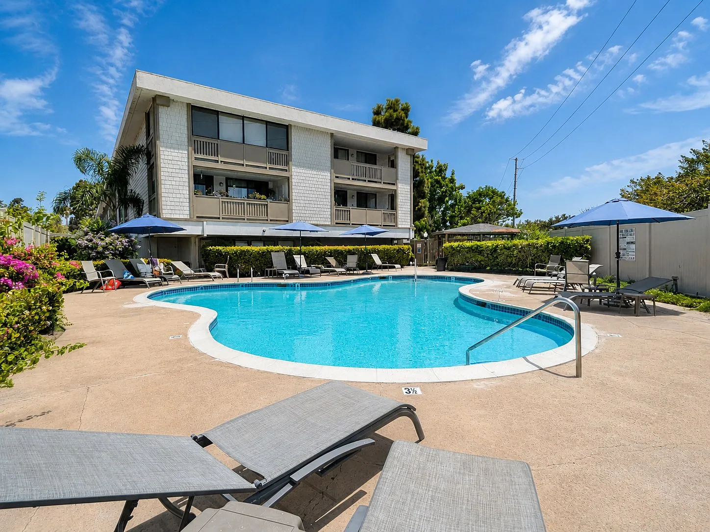 Westview Condominiums pool and building exterior, Point Loma